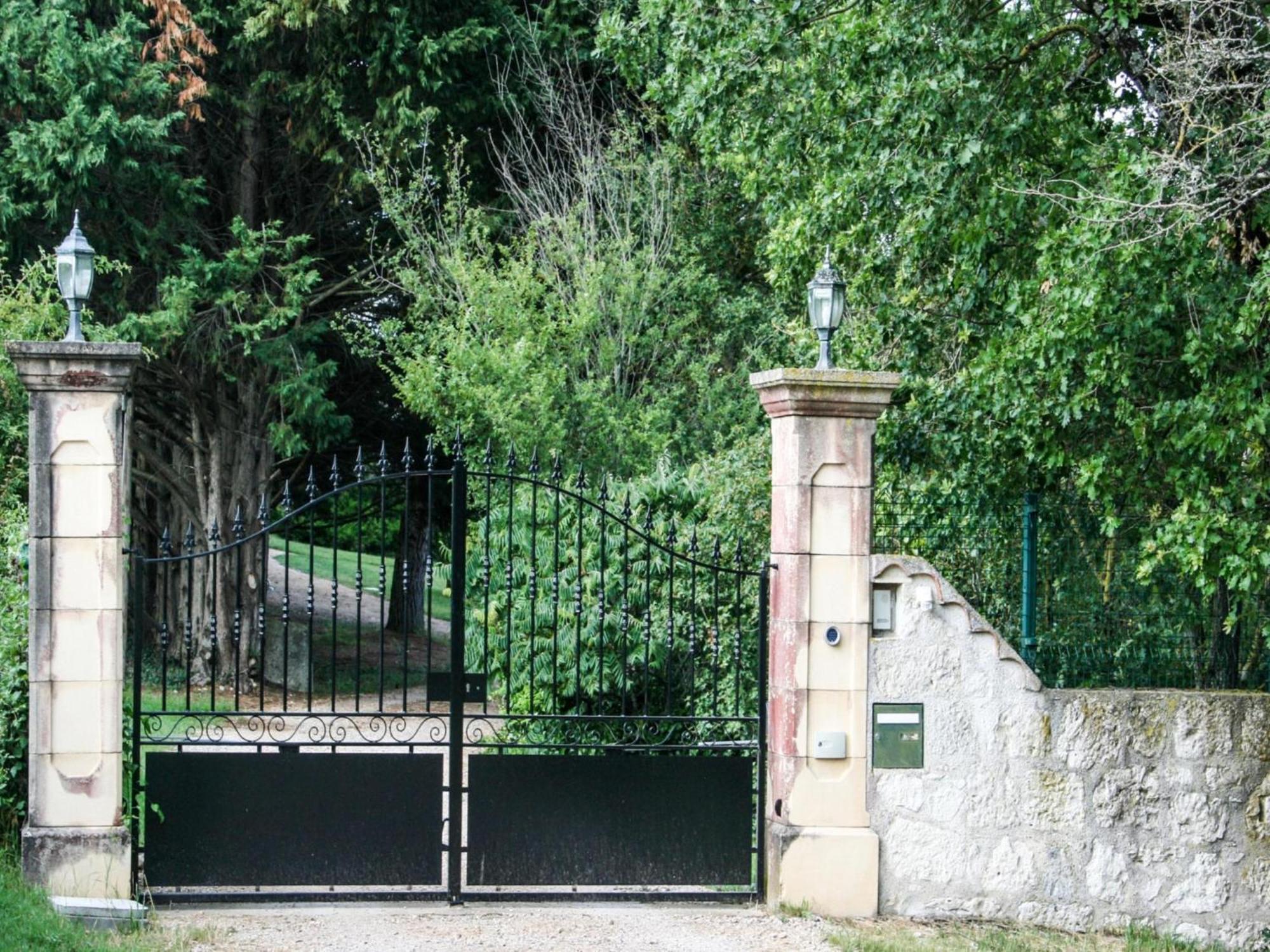 Gites De Saint Maurin Esterno foto